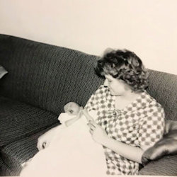Linda with her first child Carol